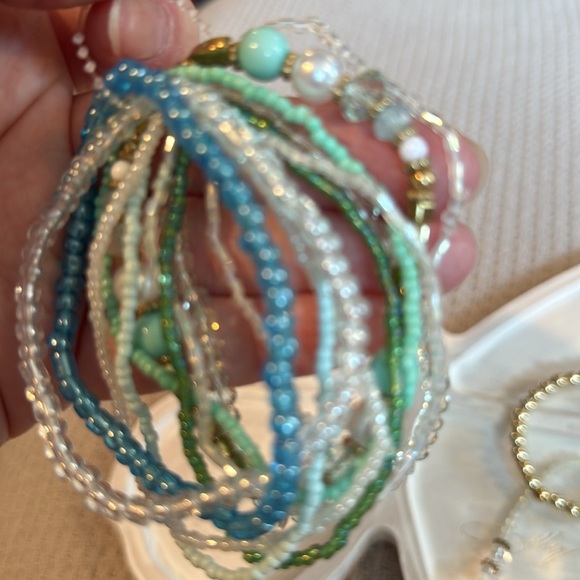 Stretch bracelet bundle - Picture 2 of 4